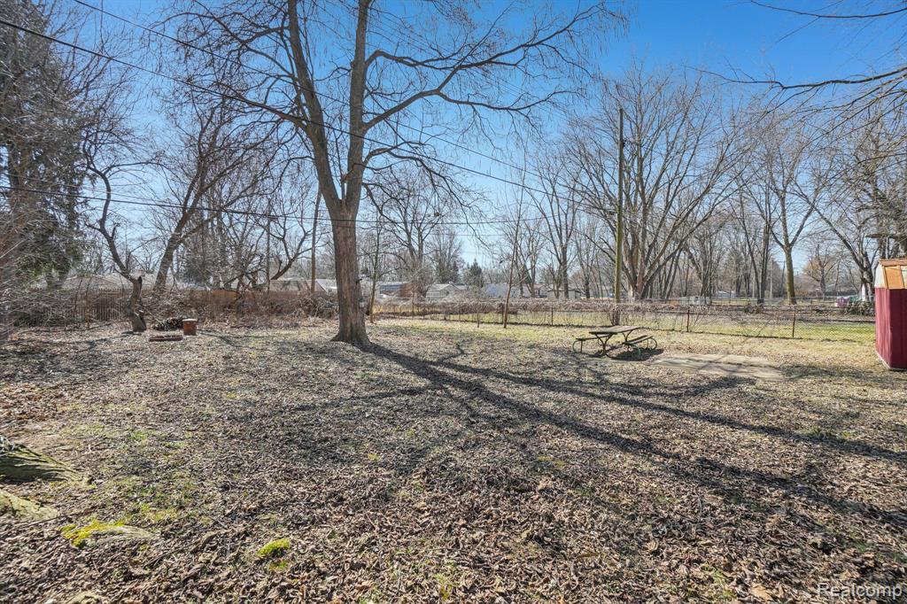 2744 James Road Auburn Hills, MI 48326 - Photo 20 of 23