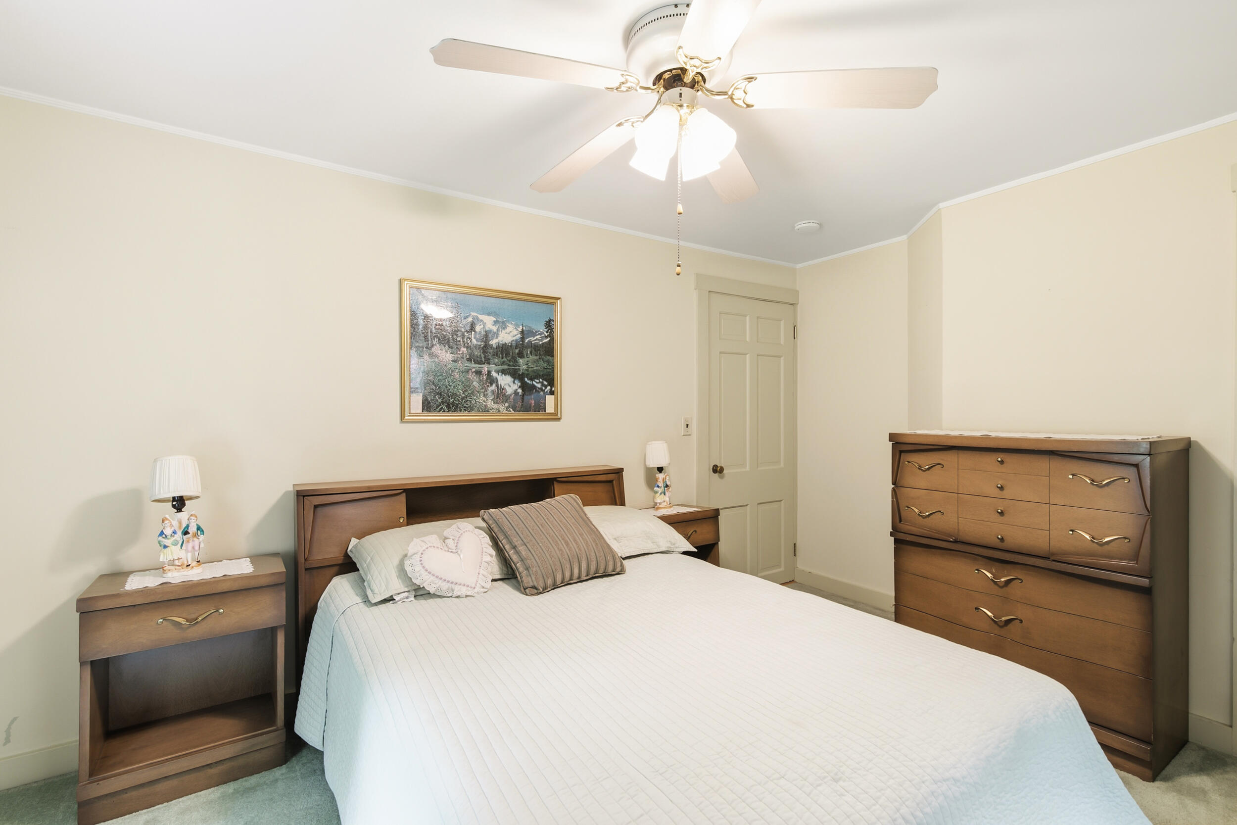 69 Railroad Avenue Springvale, ME 04083 - Photo 19 of 48
