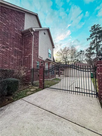 $4,500 | 79 West Shale Creek Circle, Spring, TX 77382