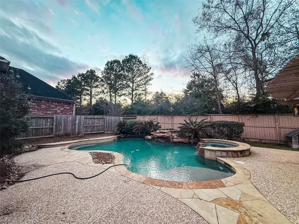 $4,500 | 79 West Shale Creek Circle, Spring, TX 77382