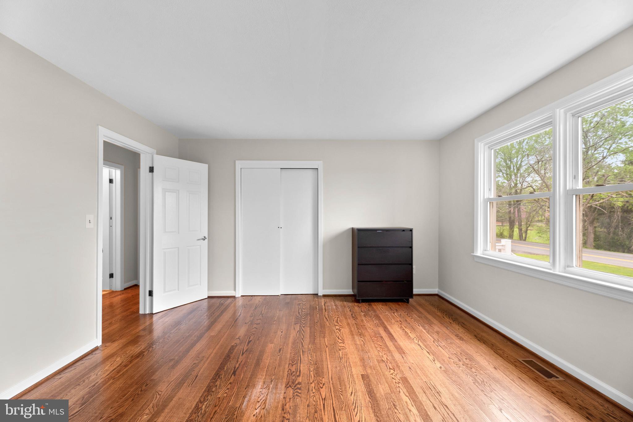 2816 Gillis Road Mount Airy, MD 21771 - Photo 20 of 52 Main Level Primary Bedroom