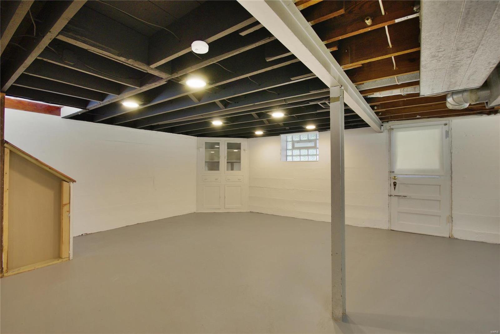 5531 Rosa Avenue St. Louis, MO 63109 - Photo 15 of 19 Gallery Image 15