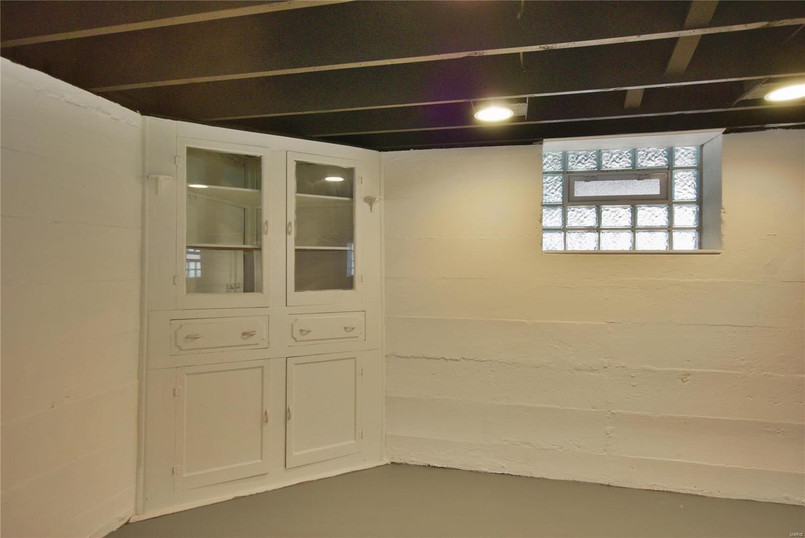 5531 Rosa Avenue St. Louis, MO 63109 - Photo 16 of 19 Gallery Image 16