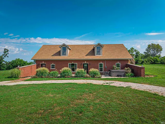 $399,500 | 10083 West 565 South, Owensville, IN 47665