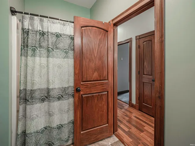 $399,500 | 10083 West 565 South, Owensville, IN 47665