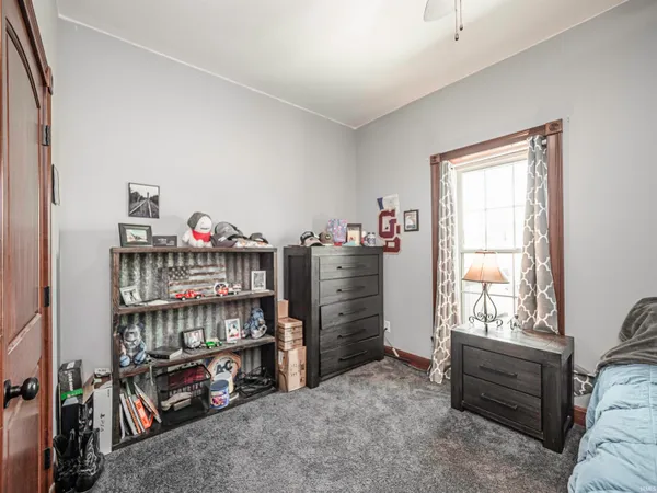 $384,500 | 10083 West 565 South, Owensville, IN 47665