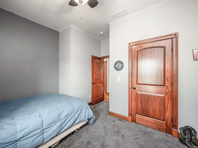 $399,500 | 10083 West 565 South, Owensville, IN 47665