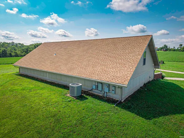 $384,500 | 10083 West 565 South, Owensville, IN 47665