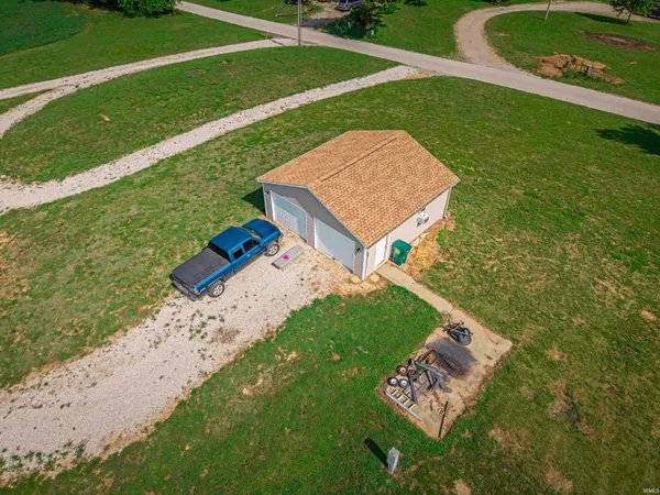 $384,500 | 10083 West 565 South, Owensville, IN 47665