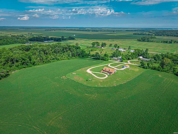 $384,500 | 10083 West 565 South, Owensville, IN 47665