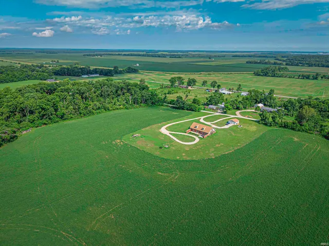 $399,500 | 10083 West 565 South, Owensville, IN 47665