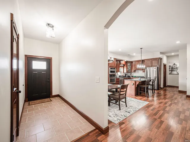 $399,500 | 10083 West 565 South, Owensville, IN 47665