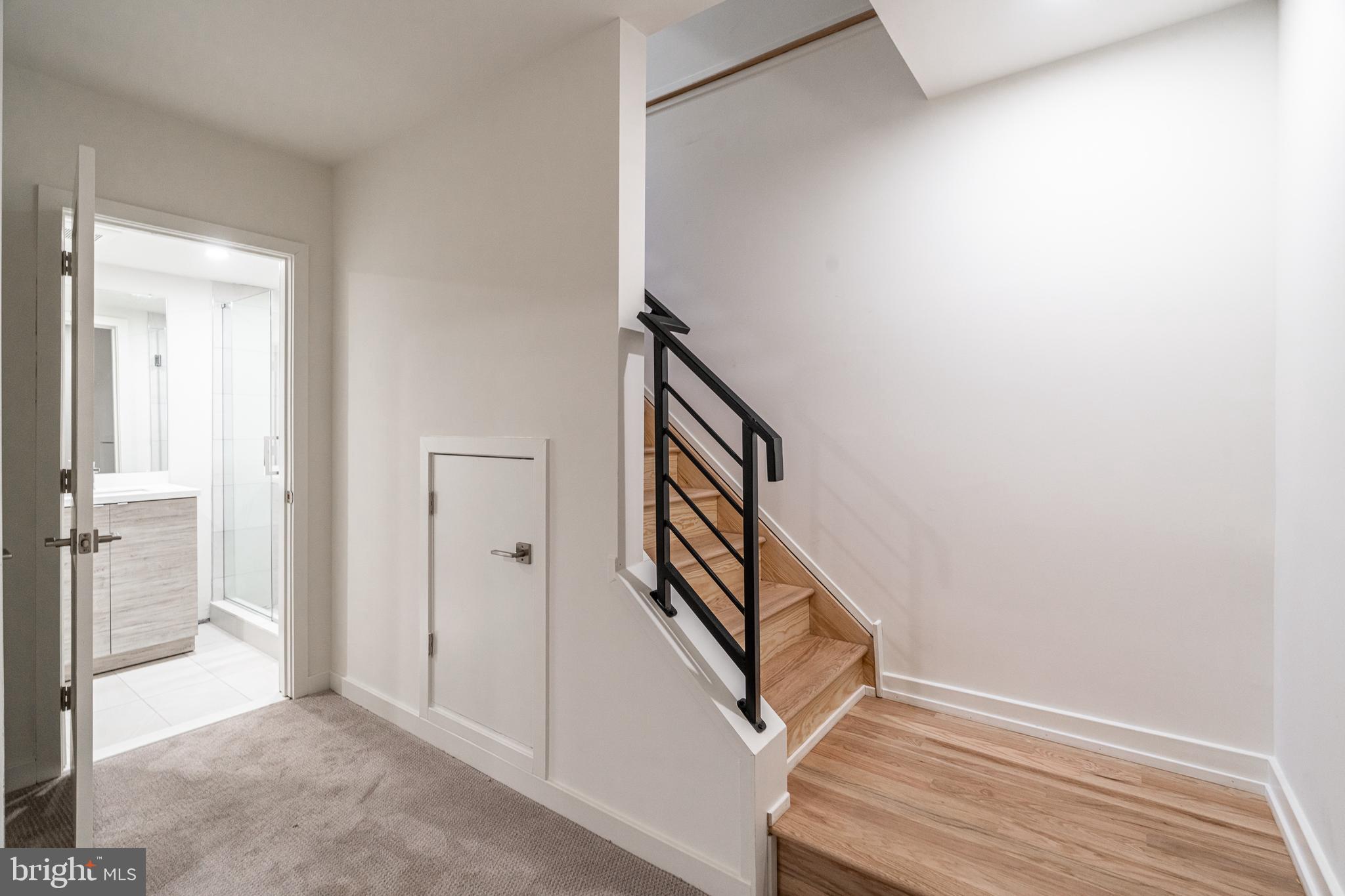 2423 Innovator Way Philadelphia, PA 19146 - Photo 15 of 34