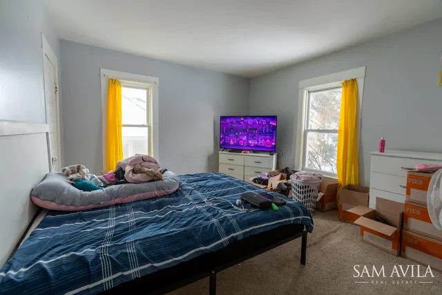 $218,900 | 452 Howard Street Southeast, Grand Rapids, MI 49507