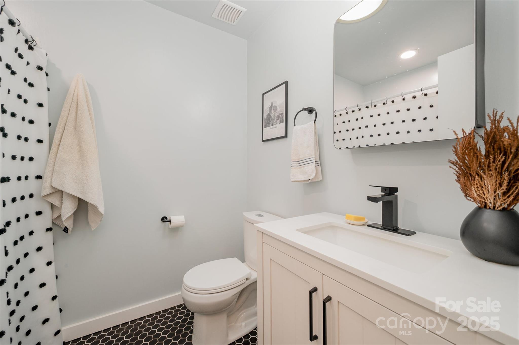 7230 Ridge Lane Road Charlotte, NC 28262 - Photo 19 of 29 Gallery Image 19