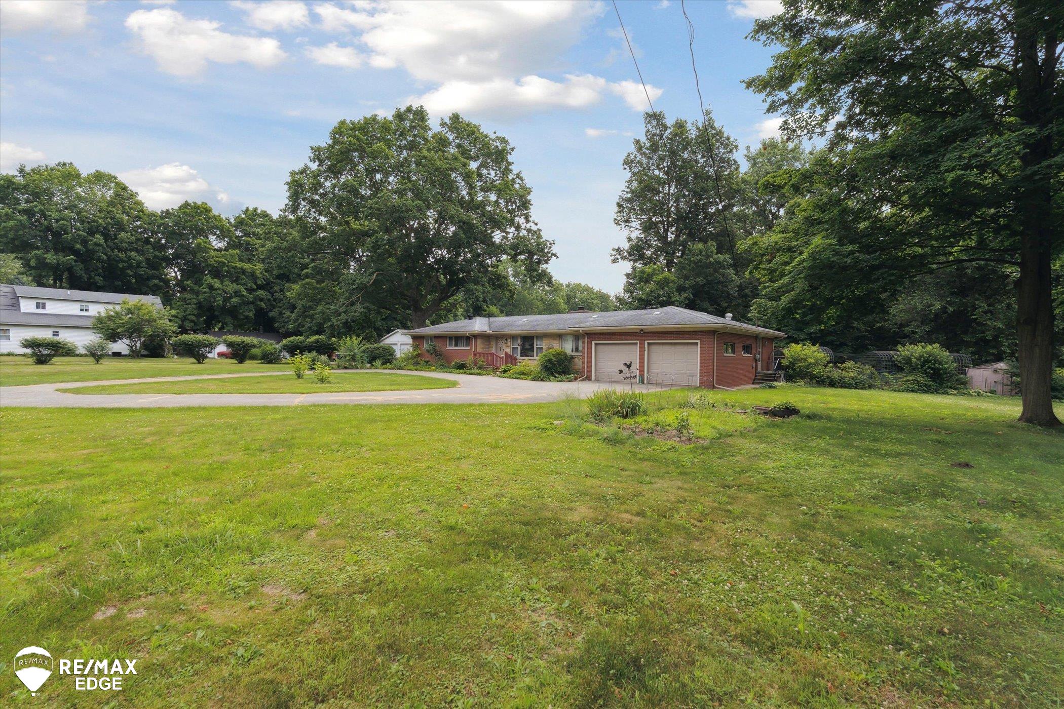 1201 Gilbert Street Flint, MI 48532 - Photo 40 of 40 50180936-777c05ed-2640-445a-8b47-65a2f4e8cef6.JPG
