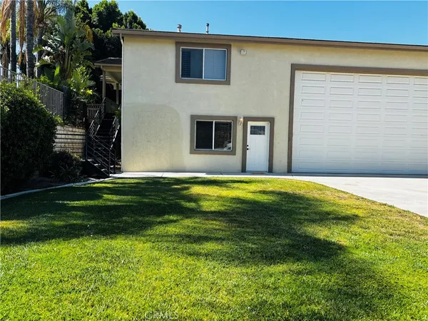 $2,100 | 16877 Orangecrest Court, Unit B, Riverside, CA 92504