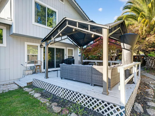 $924,950 | 4406 Hedge Court, Rohnert Park, CA 94928