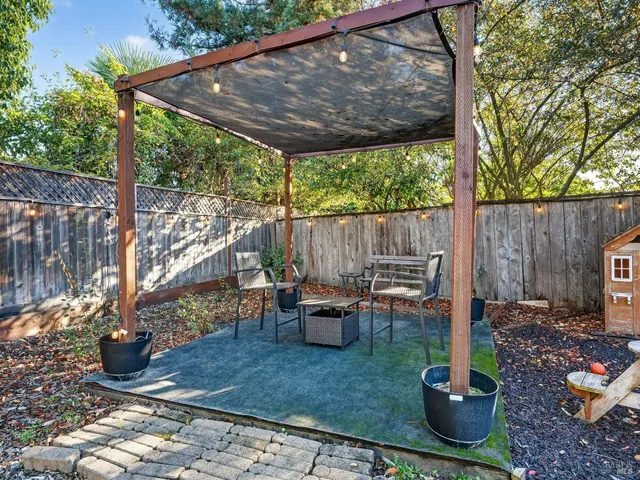 $924,950 | 4406 Hedge Court, Rohnert Park, CA 94928