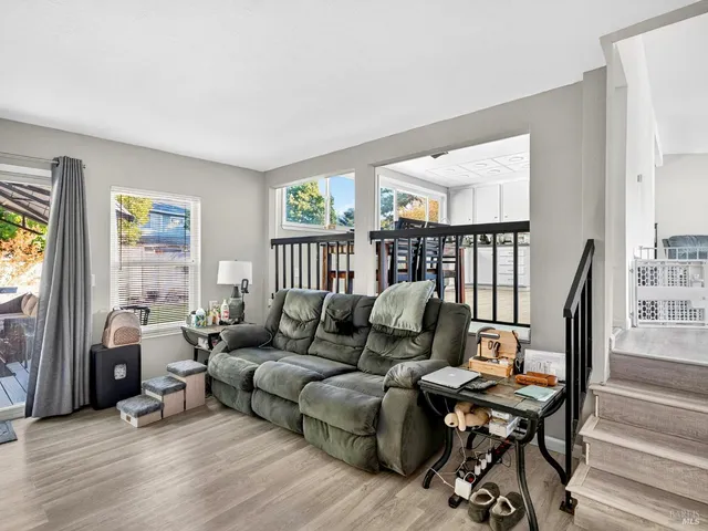 $924,950 | 4406 Hedge Court, Rohnert Park, CA 94928