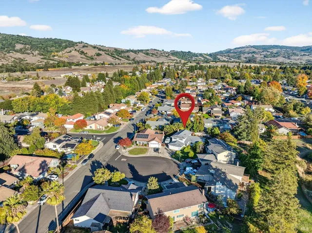 $924,950 | 4406 Hedge Court, Rohnert Park, CA 94928