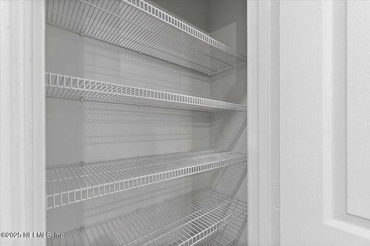 160 Veracruz Drive, Unit 422 Ponte Vedra Beach, FL 32082 - Photo 5 of 26 a close view of closet