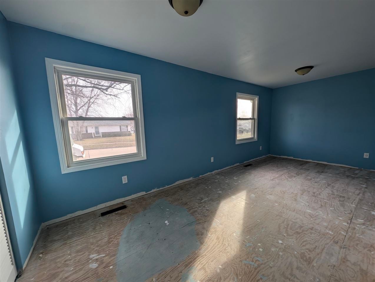200 West Kimberly Road Lone Tree, IA 52755 - Photo 11 of 16 Gallery Image 11