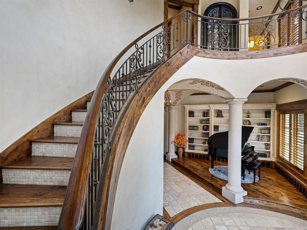 2115 Paradise Rnch Trail McKinney, TX 75071 - Photo 20 of 40 Spiral Staircase