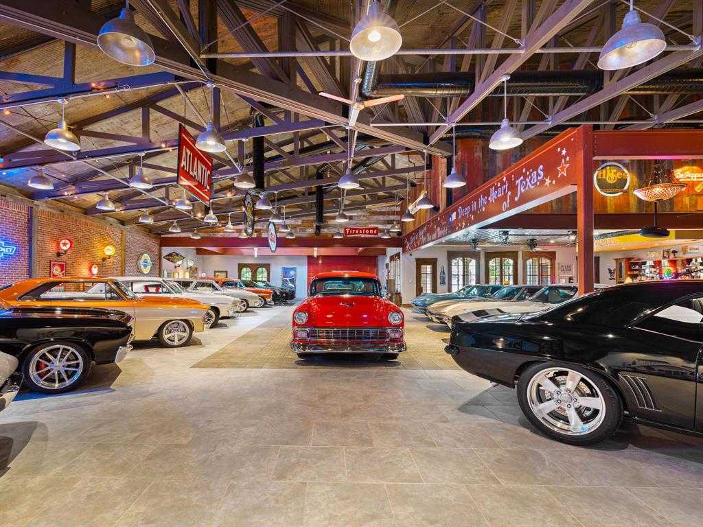 2115 Paradise Rnch Trail McKinney, TX 75071 - Photo 26 of 40 a car parked in a garage