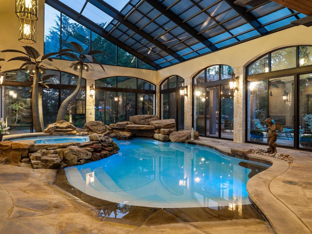 2115 Paradise Rnch Trail McKinney, TX 75071 - Photo 28 of 40 a view of a living room with furniture