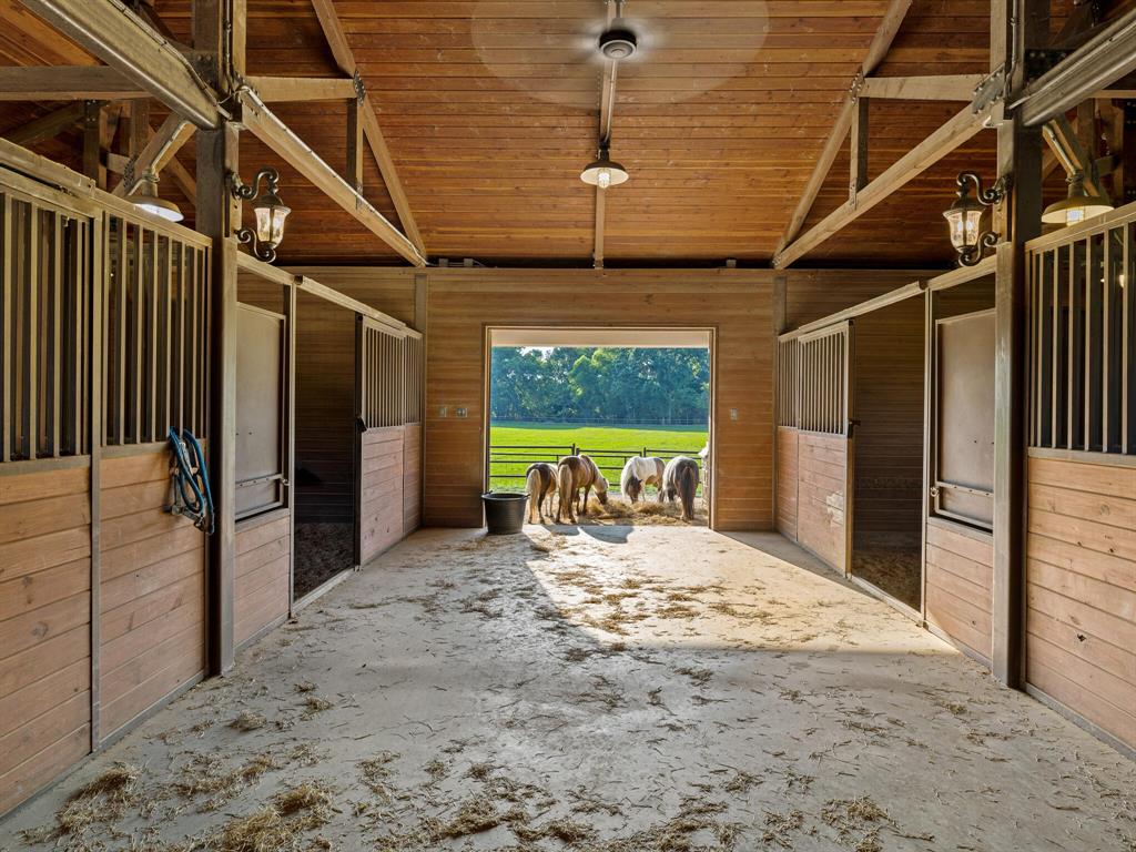 2115 Paradise Rnch Trail McKinney, TX 75071 - Photo 32 of 40 4 Stall Horse Stable