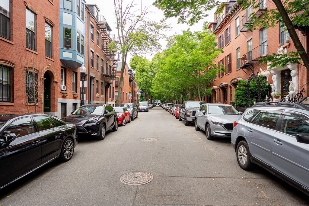 5 Dwight Street, Unit 1 Boston, MA 02118 - Photo 20 of 22 a view of a street with cars