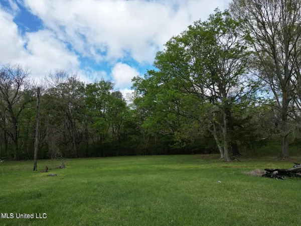 $469,000 | 3573 North Liberty Street, Canton, MS 39046