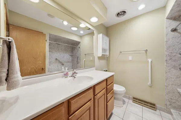 $550,000 | E5967 800th Avenue, Menomonie, WI 54751