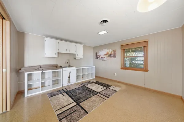 $550,000 | E5967 800th Avenue, Menomonie, WI 54751