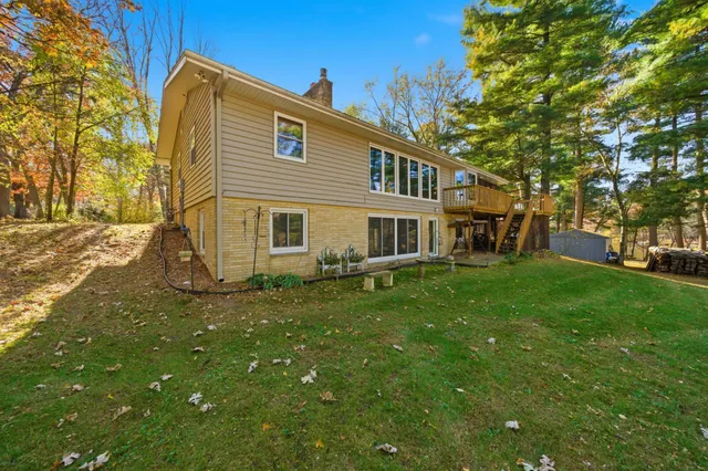 $550,000 | E5967 800th Avenue, Menomonie, WI 54751