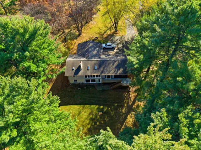 $550,000 | E5967 800th Avenue, Menomonie, WI 54751