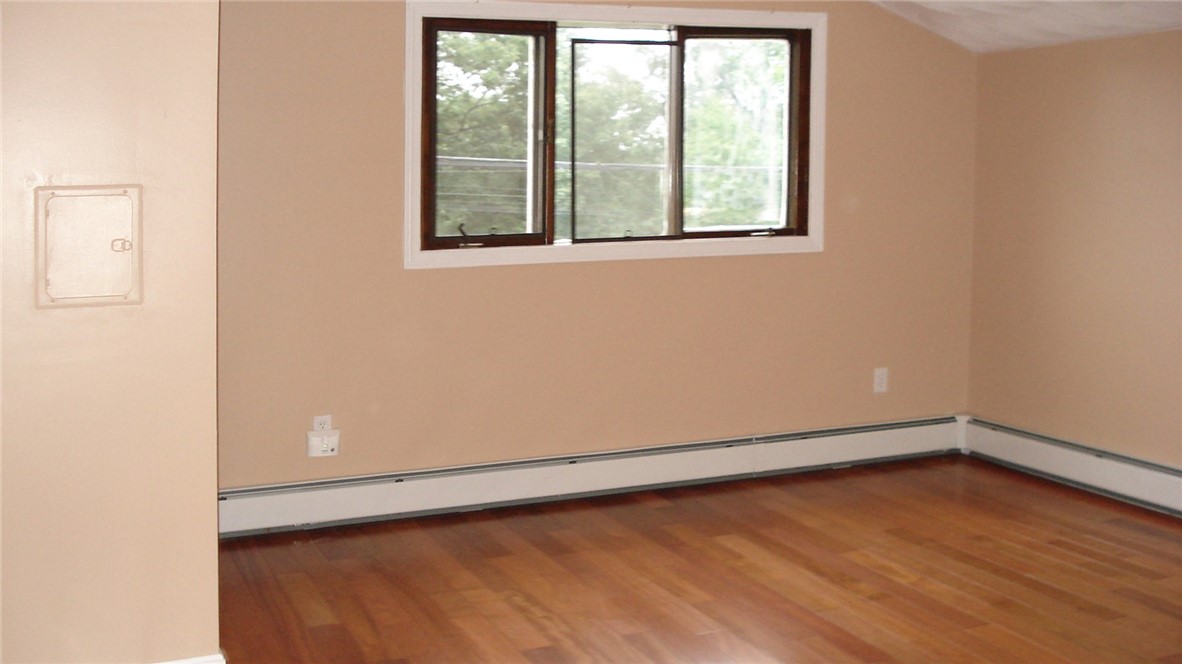 404 Old River Road Lincoln, RI 02838 - Photo 11 of 44 Gallery Image 11