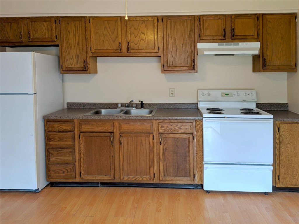 404 Old River Road Lincoln, RI 02838 - Photo 16 of 44 Gallery Image 16