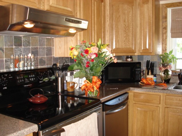 404 Old River Road Lincoln, RI 02838 - Photo 22 of 44 Gallery Image 22