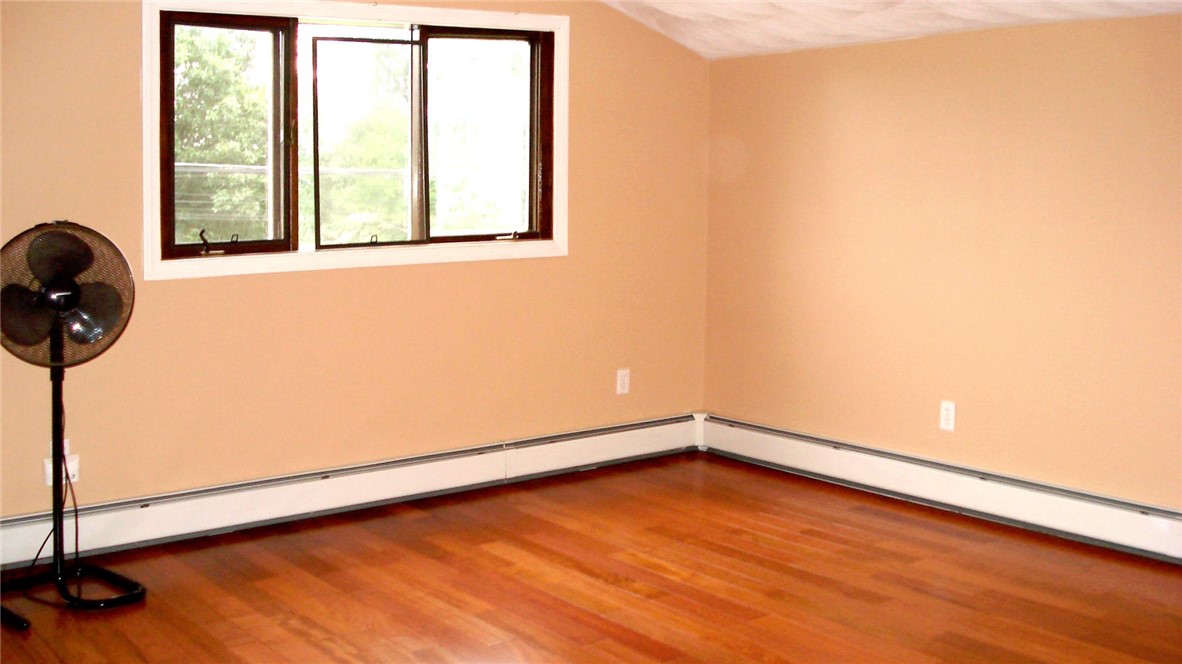404 Old River Road Lincoln, RI 02838 - Photo 8 of 44 Gallery Image 8