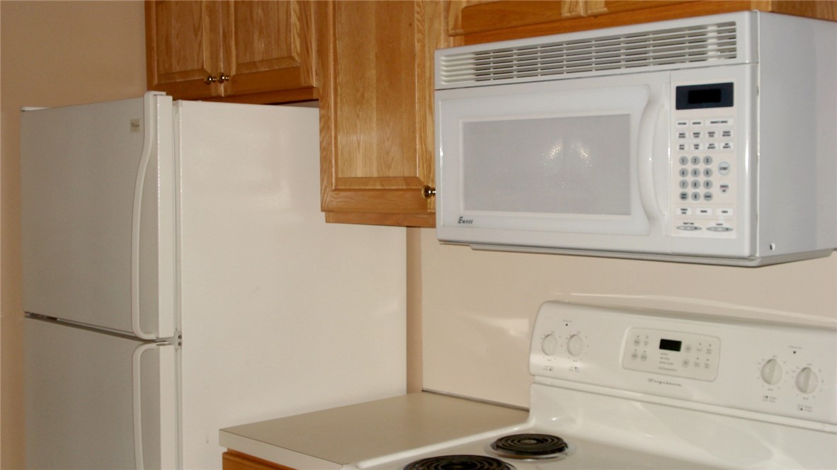 404 Old River Road Lincoln, RI 02838 - Photo 10 of 44 Gallery Image 10