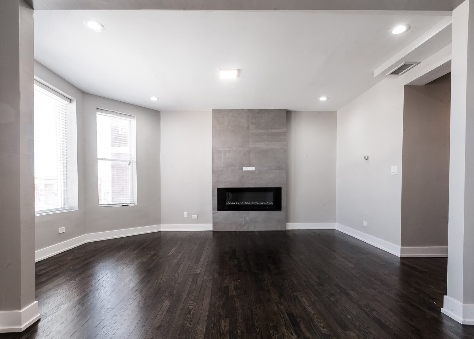 4552 South Indiana Avenue Chicago, IL 60653 - Photo 3 of 14