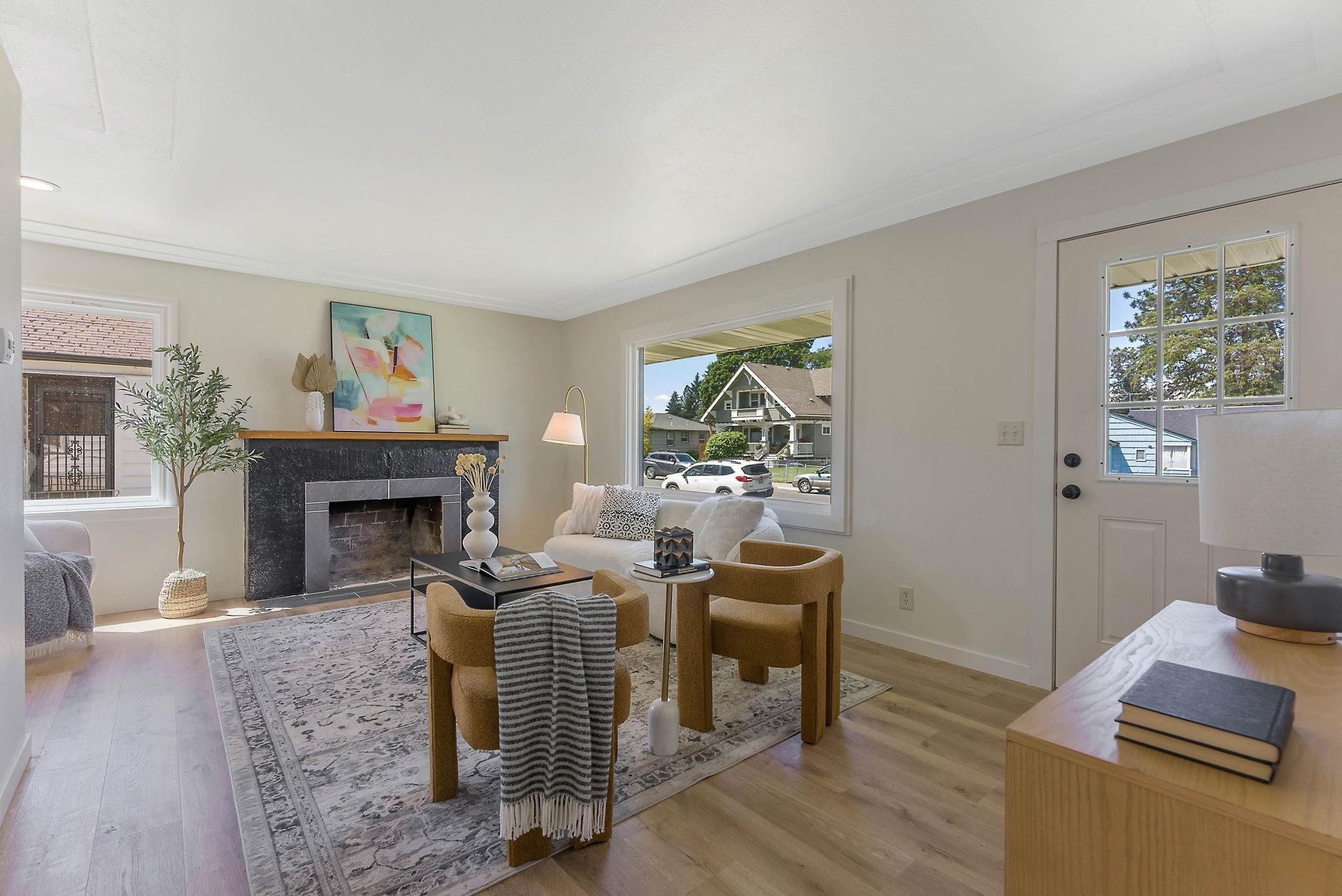 5222 North Howard Street Spokane, WA 99205 - Photo 2 of 30