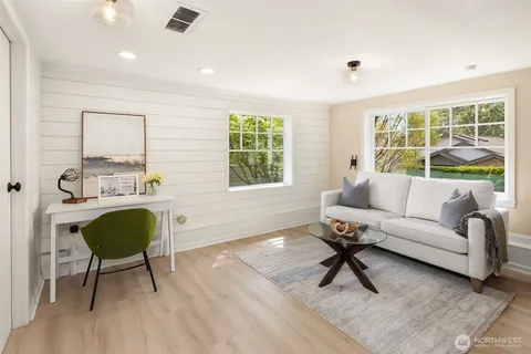 $2,898,000 | 10030 Northeast 110th Street, Kirkland, WA 98033