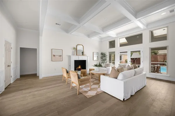 $1,200,000 | 5824 Gallant Fox Lane, Plano, TX 75093