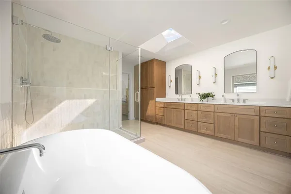 $1,200,000 | 5824 Gallant Fox Lane, Plano, TX 75093