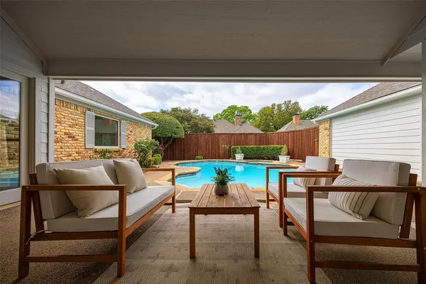 $1,200,000 | 5824 Gallant Fox Lane, Plano, TX 75093