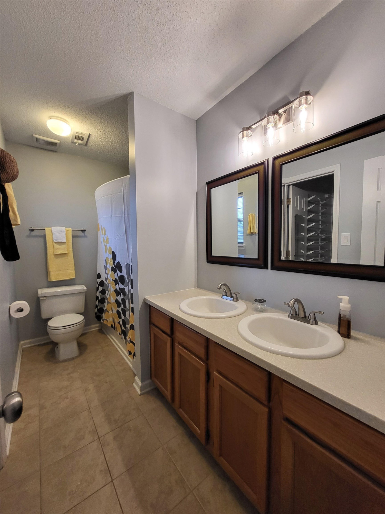 1108 Stoneferry Lane Raleigh, NC 27606 - Photo 15 of 28 Photo 18