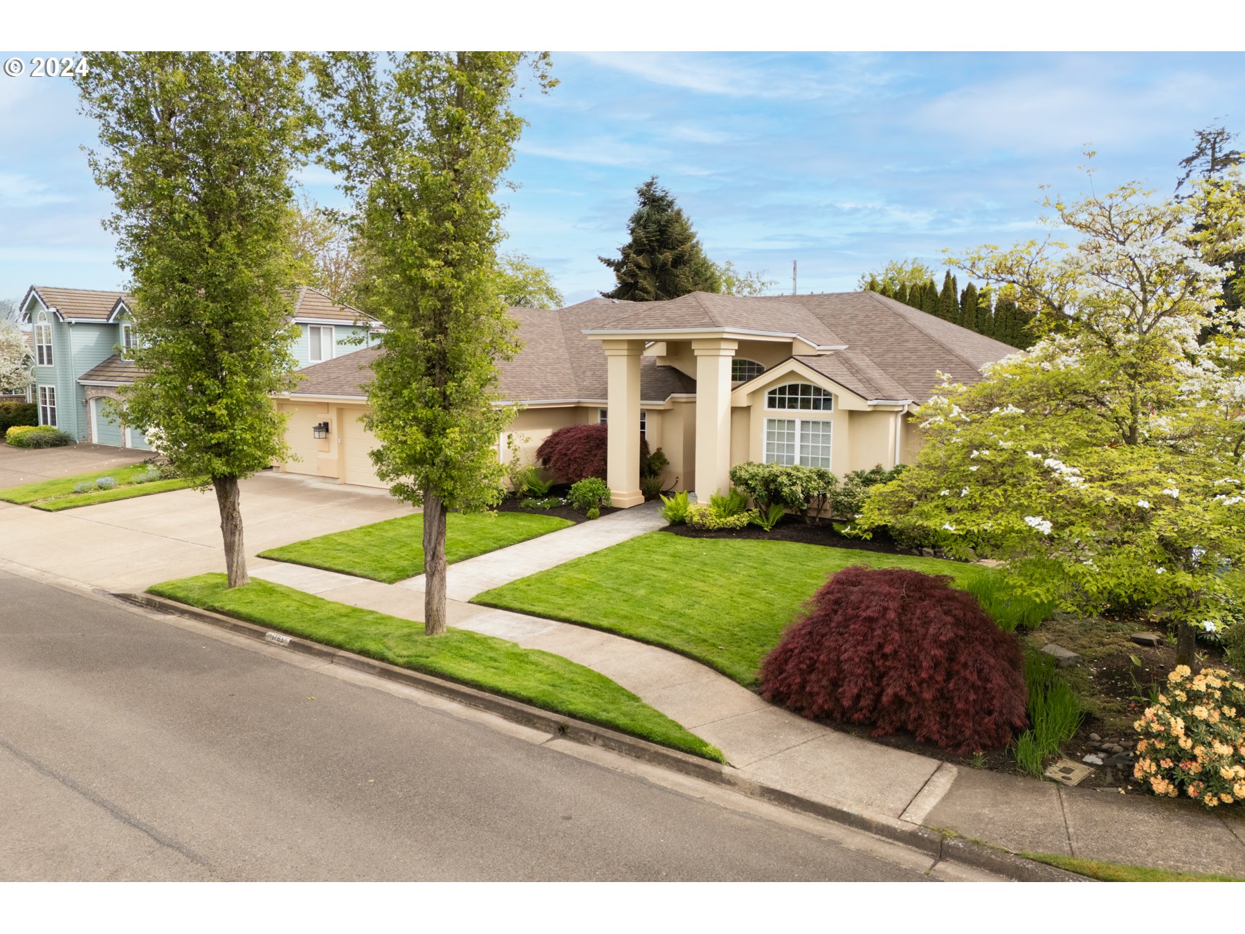 1783 River Pointe Loop Eugene, OR 97408 - Photo 2 of 41 Gallery Image 2